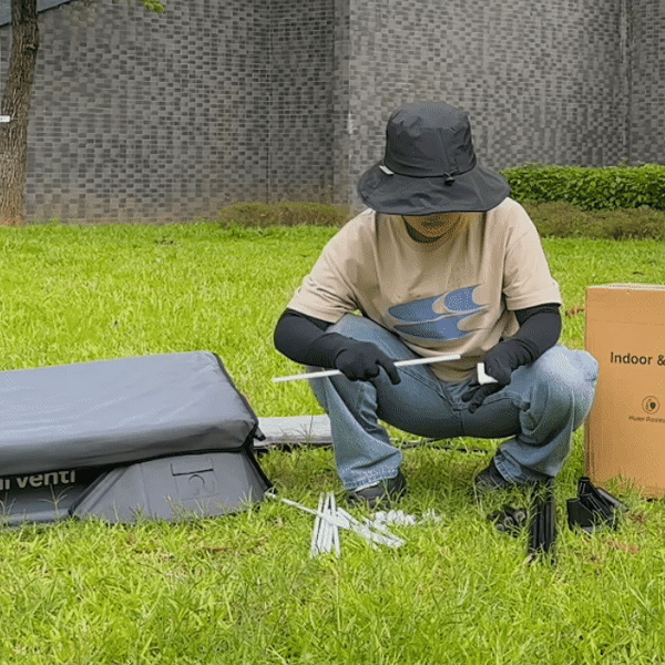 furventi high-leg takeaway dark gray installation GIF picture 1 & Outdoor Stray Heated Cat House